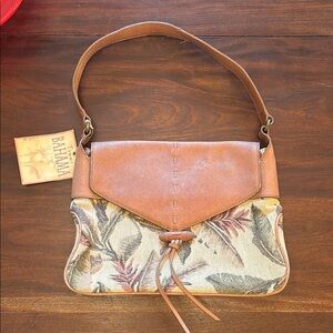Tommy Bahama Tan and Cream Shoulder Bag